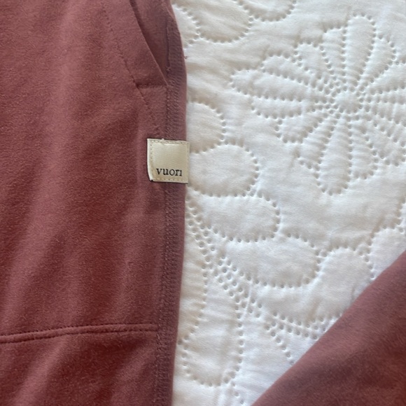 Vuori pants - Picture 2 of 3